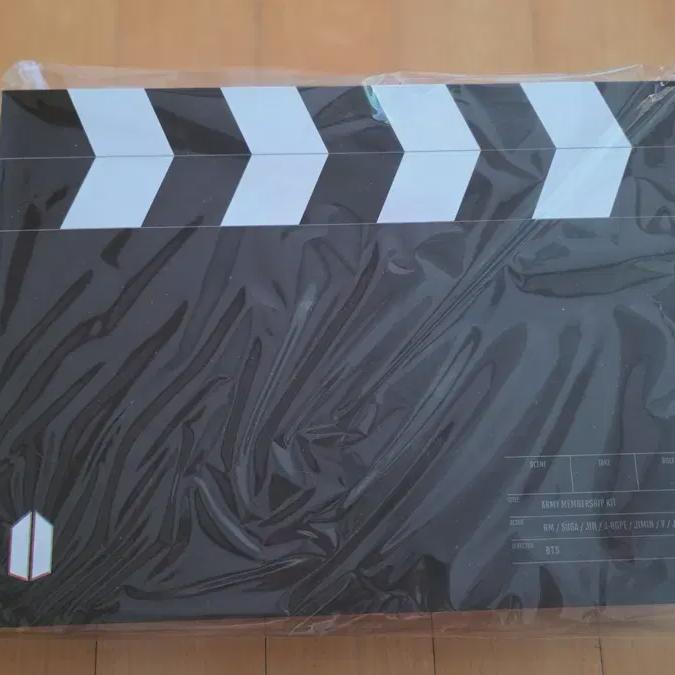 

Bts Army 6th Season Fanclub Kit Full Box