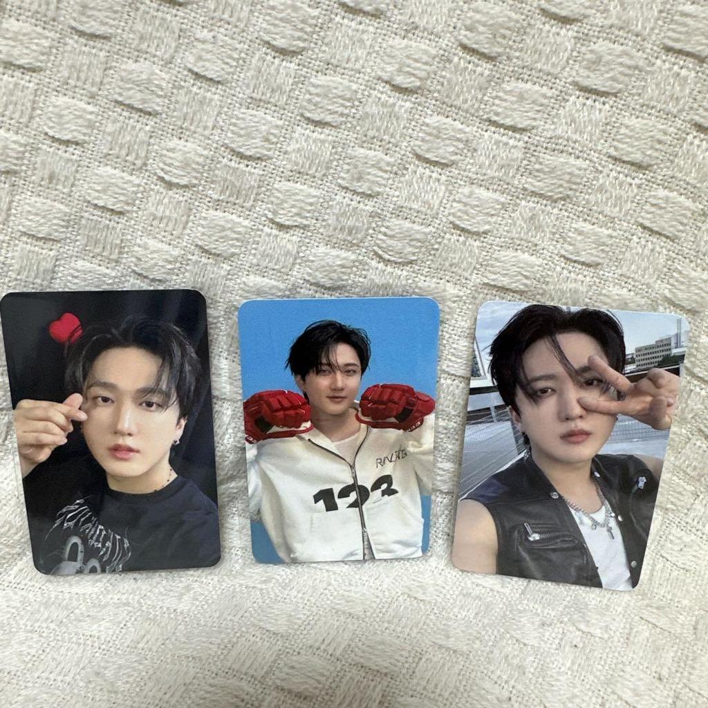 [USED] straykids KARMA Changbin trading card pop-up