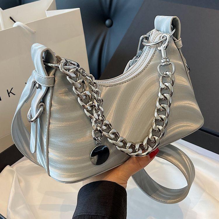 Trendy Street Style Small Square Bag With Chain Elements Pu Material Shoulder Bag