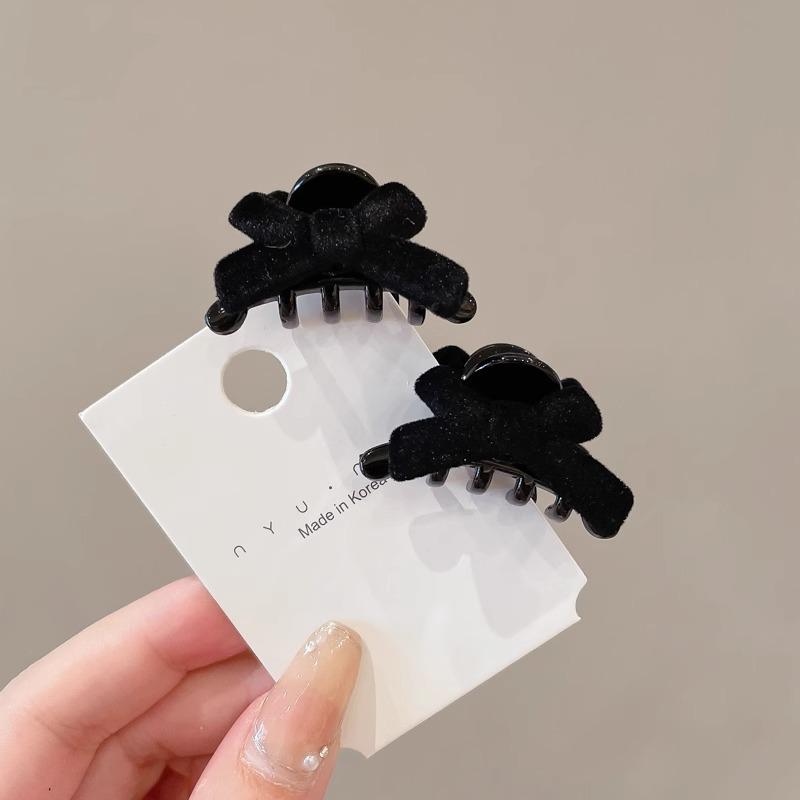 Elf Ear Bow Princess Pearl Hair Clip, Small Claw for Side Bangs, Sweet Temperament Hair Accessory for Women