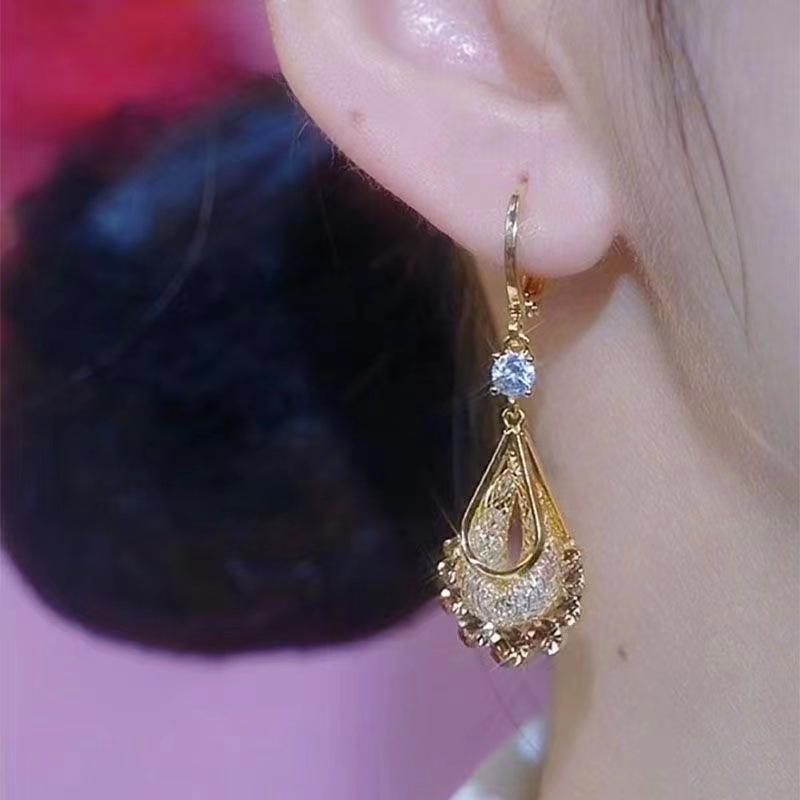 Neue Mode Einzigartiger Kristallnetz-Anhänger Goldfarbene Ohrringe für Damen Elegant Exquisit Temperament Damen Hochzeitsparty Schmuck