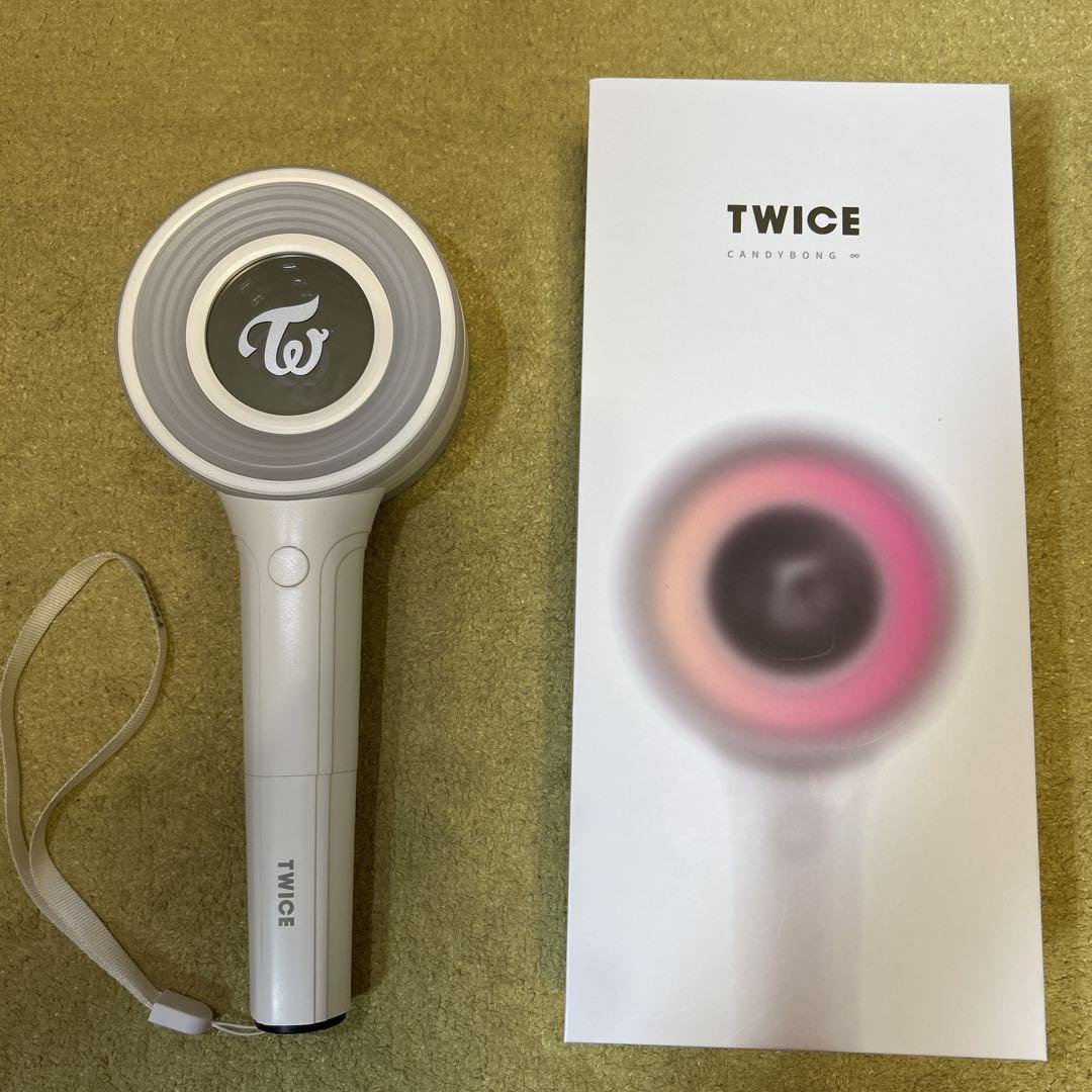 

[USED] TWICE White Light Stick with Instruction Manual