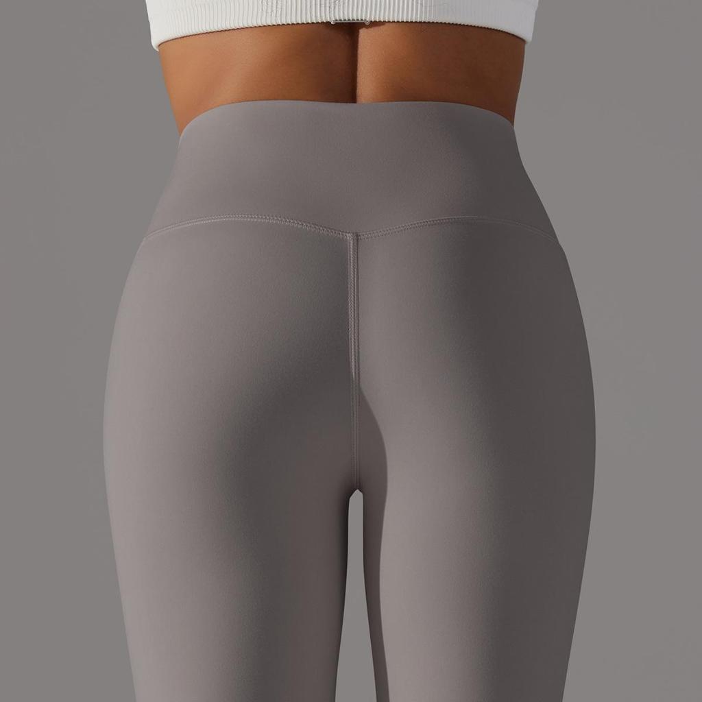 Seamless High-Waist Nude Breathable Yoga Capri Pants