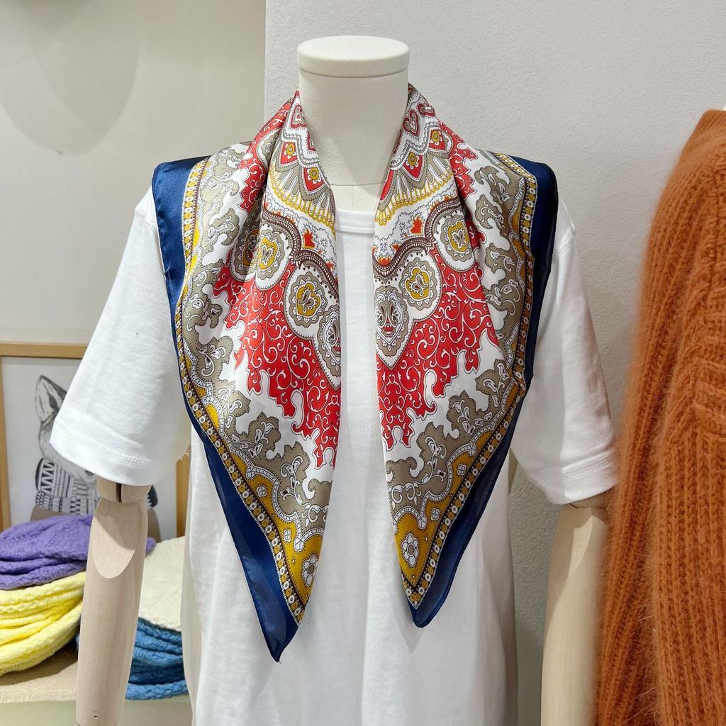 Three-dimensional Letter Printing New Small Square Scarf Accessories Silk Scarf Career Dress Neckerchief Versatile Silk Scarf