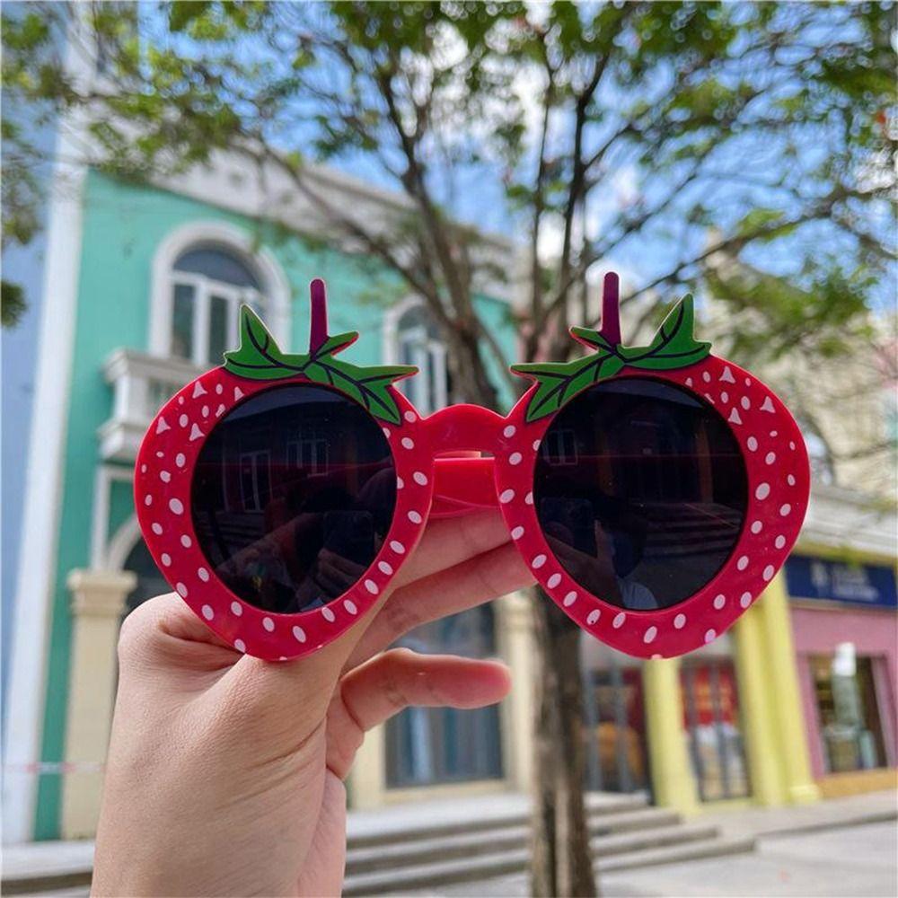 Cartoon Sunglasses Strawberry Pineapple Fruit Shaped Party Sun Glasses Funny Po Booth Props for Summer Hawaiian Supplies
