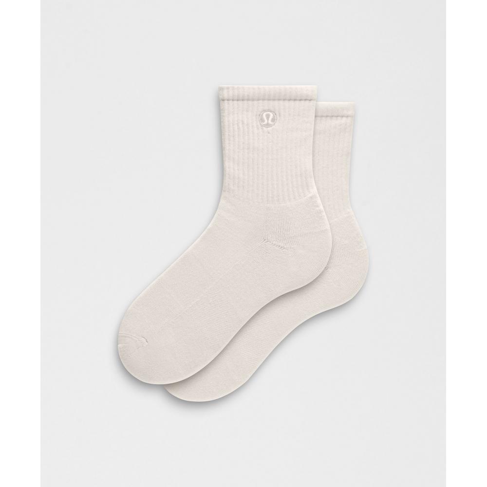 

Lululemon Носки унисекс Daily Essential Quarter, светло-слоновая кость L