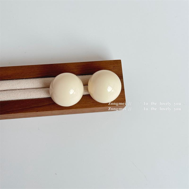 Amber Round Ball Earrings for Women - Retro Hong Kong Style, Unique and Bold Design, Perfect for Autumn/Winter.
