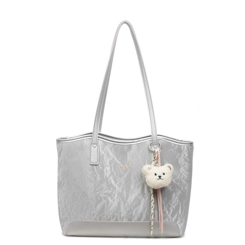 

Korean version of the trend large-capacity tote bag women s 2025 new women s bag simple casual shoulder bag premium underarm bag серебряный