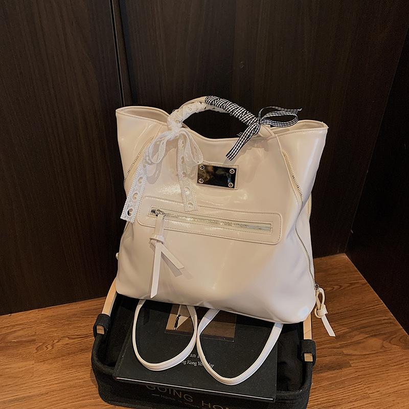 Trendy Solid Color Fashion Handbag Women's 2025 New Simple Texture Underarm Bag Niche Versatile Shoulder Bag