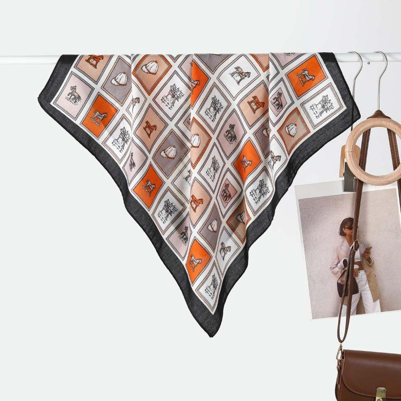 New Women's Temperament Small Square Scarf Decorative Scarf Velvet Small Silk Scarf New Autumn and Winter Warm Scarf