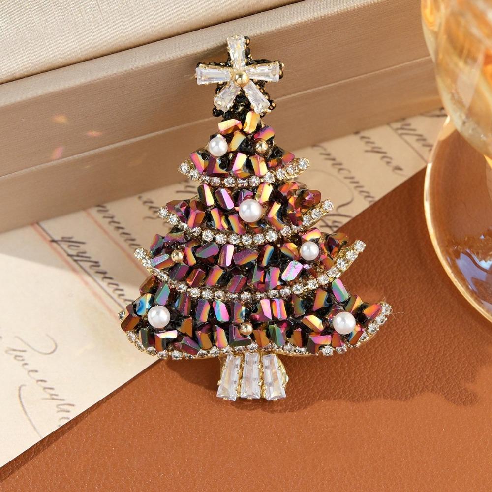 Cute Xmas Tree Lapel Pin Vintage Rhinestone Brooch Daily Christmas Brooch Women