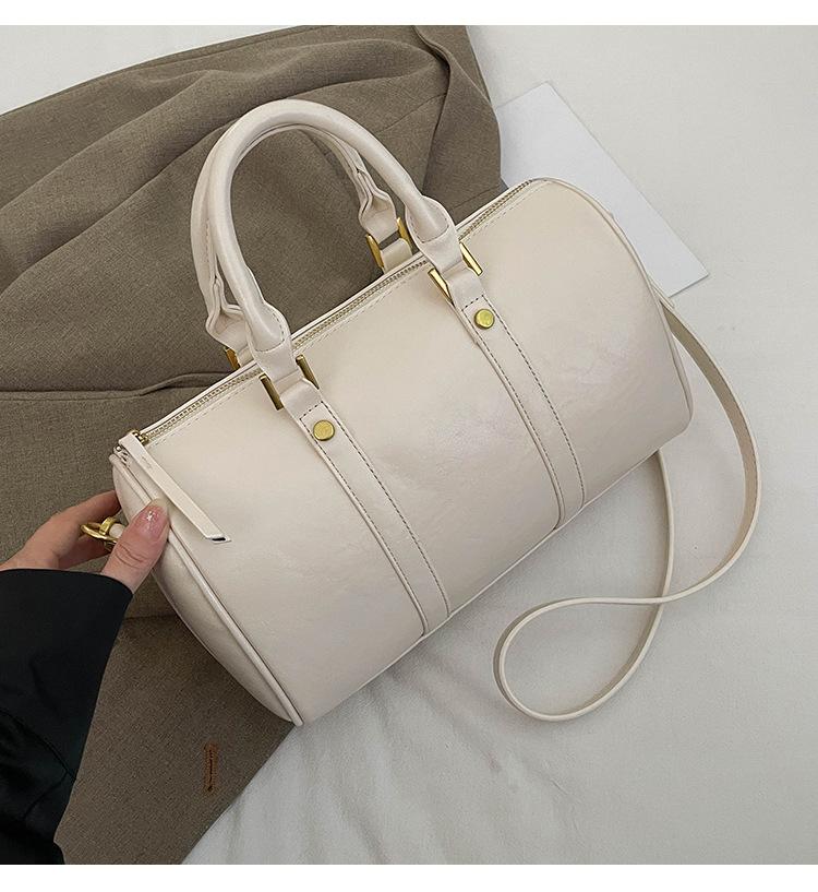 

Винтажная портативная сумка-бостон большого объема женская 2025 новая модная простая на плечо кроссбоди сумка-подушка