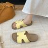 Fashion Word New Soft Sandals Slippers Women's Summer Wear Flat Beach Sandals