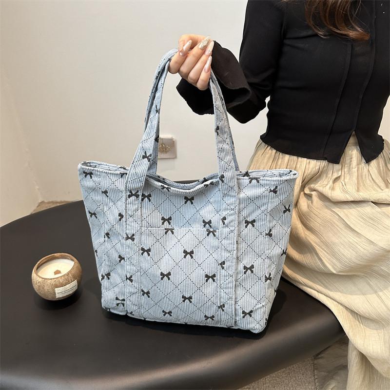 Street Style Polished Corduroy Tote Bag With Zipper Closure For Daily Use