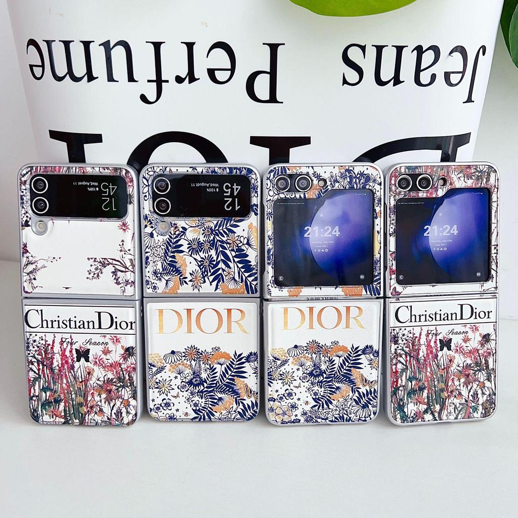 Samsung Z Flip 7 Trendy Forest Ring Phone Case - Fashionable Protective Cover for Z Flip 5