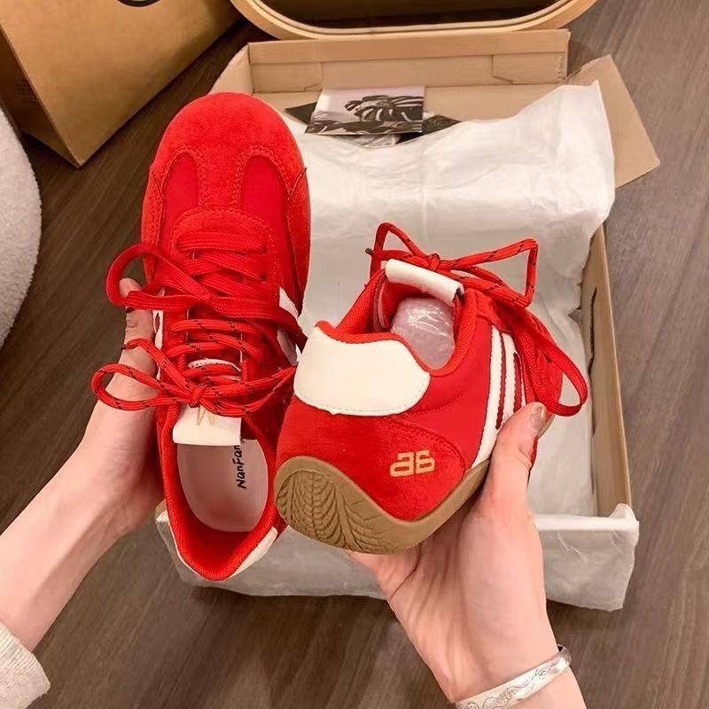 Retro green Dexun shoes women's ins trendy niche design sense Forrest Gump shoes Korean leisure sports board