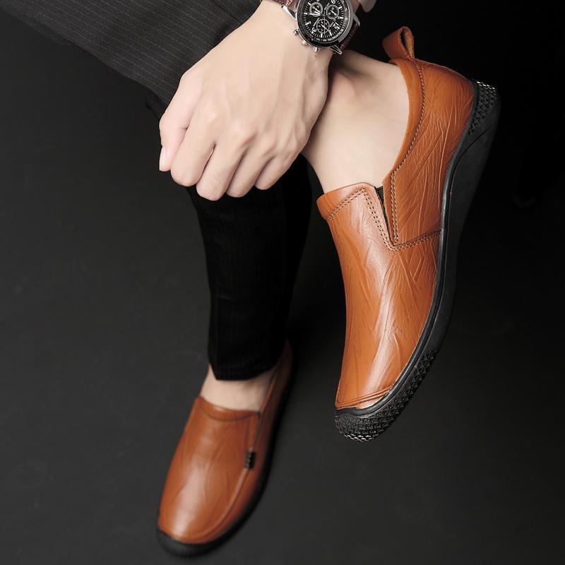 Newest High Quality Brand Men Shoes Genuine Leather Loafers Comfortable Spring Autumn Casual Slip On Outdoor Shoes Mens Sneakers