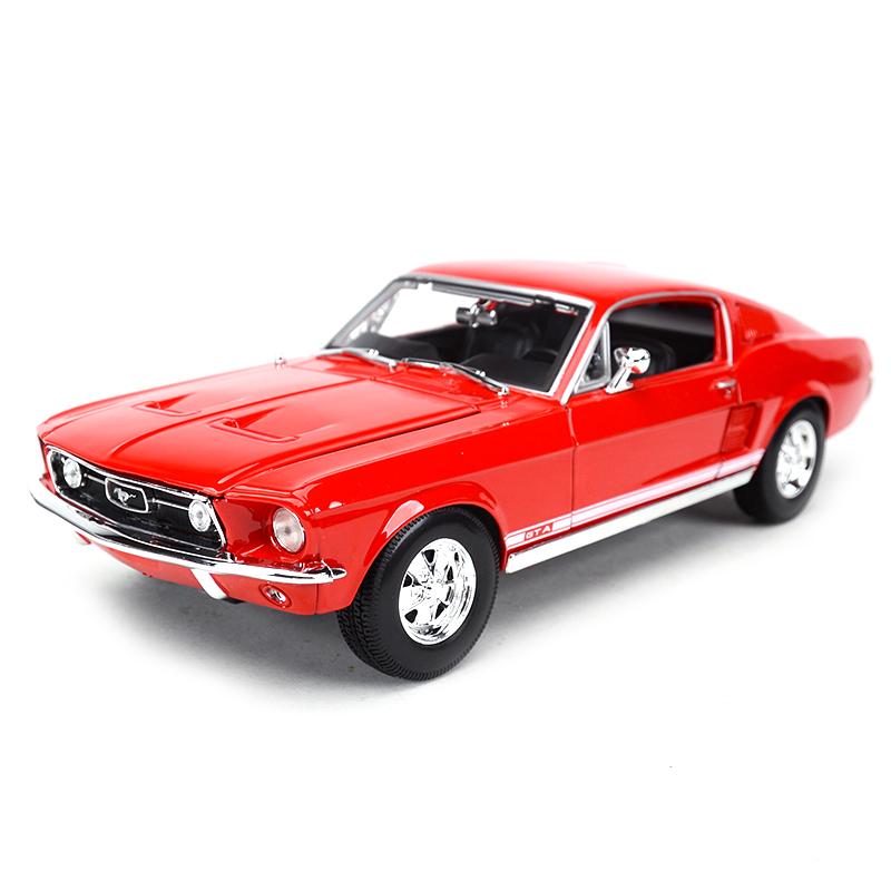 

Maisto 1:18 1967 Ford Mustang GTA Fastback Sports Car Static Simulation Die Cast Vehicles Collectible Model Car Toys