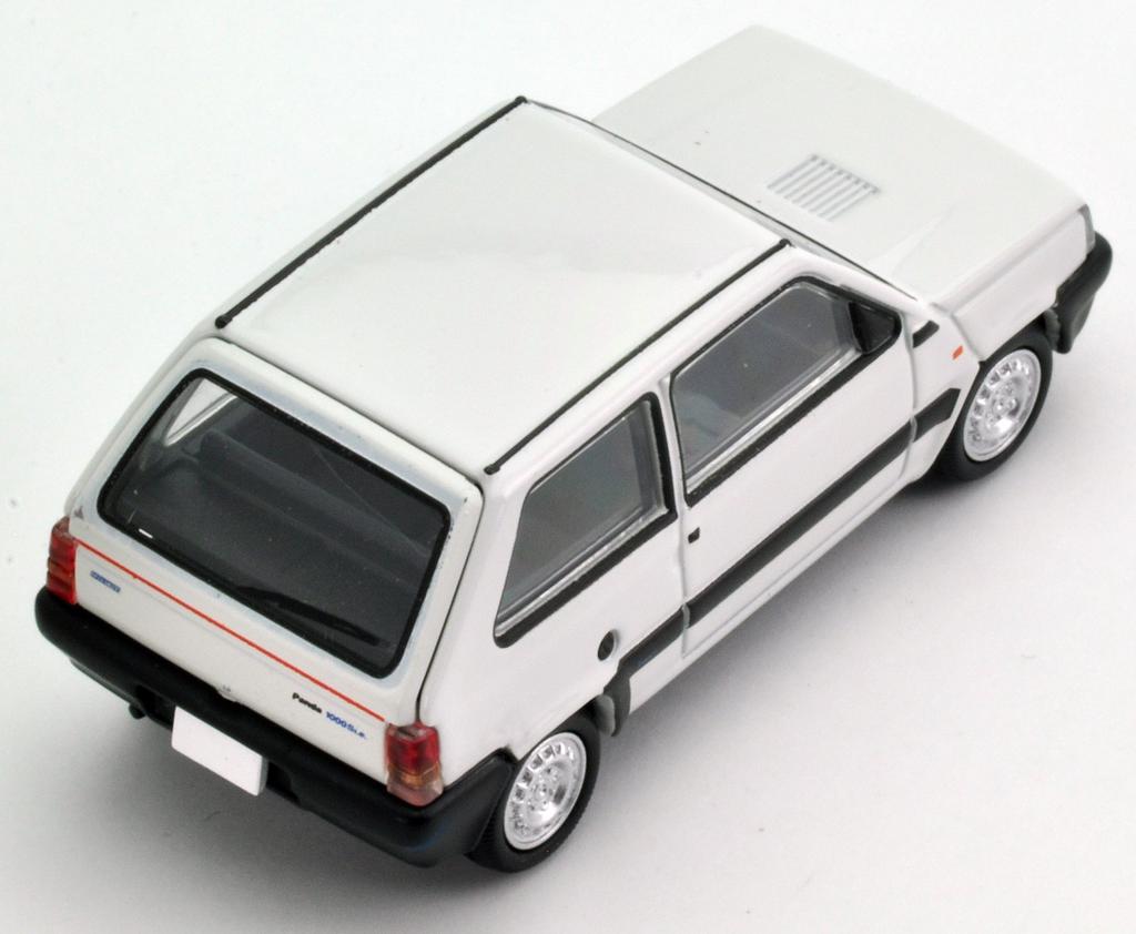 Tomica Limited Vintage Neo Fiat Panda Completed 1/64 LV-N133a (White)