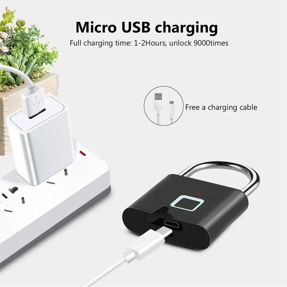 Waterproof and Rust-proof Outdoor Smart Fingerprint Padlock for Secure Door and Cabinet Locking. Anti-theft Electronic Lock with Password Protection