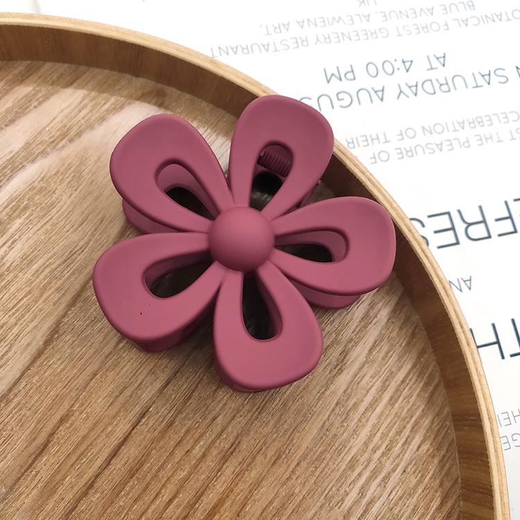 Matte Flower Hair Claw: Five-Petal Clip for Updo & Ponytail