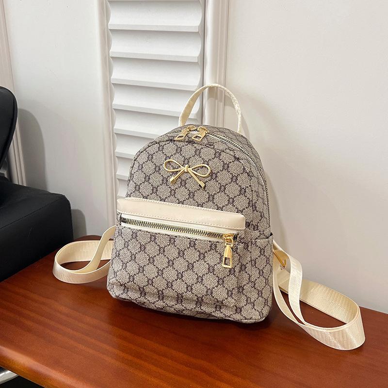 

Премиальный сенс нишевый дизайн универсальный повседневный личностный рюкзак большой вместимости женский новый легкий рюкзак хаки