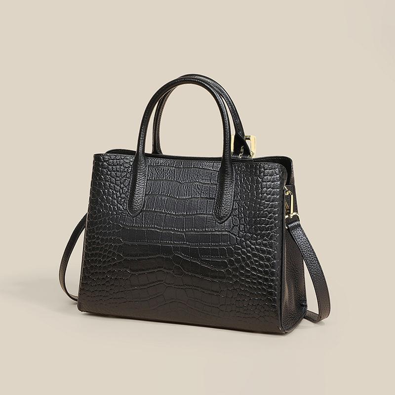 Nowa Torebka Damska z Prawdziwej Skóry Duża Pojemność i Atmosferyczna Torba Mamy w Średnim Wieku Torba Crossbody do Dojazdów