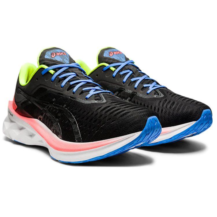 Asics Novablast 'Black' 1011A681-001