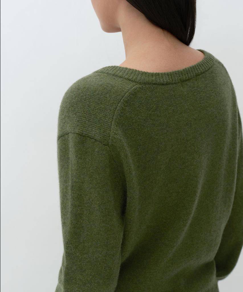 MUSINSA STANDARD WOMAN [Victoria Wool] Women'S V-Neck Knit [Moss]