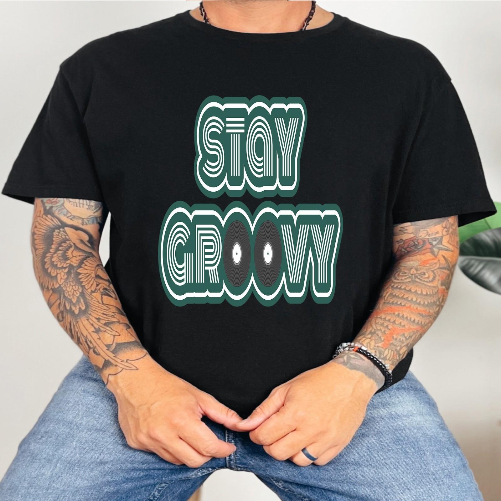 Retro T Shirt Stay Groovy Vinyl Record Graphic Tee 70s Music Disco Shirt M
