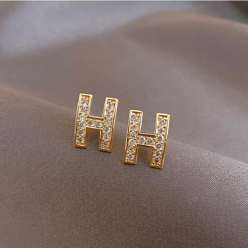 925 Silver Needle Temperament High-end Full Diamond Pearl Earrings Women's ins Wind Geometric Earrings Korean Light Luxury Earrings