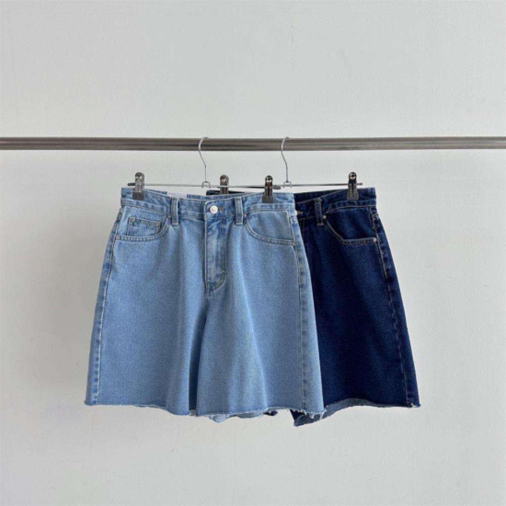New Arrivals Open Run Women Cat Cut Wide Summer Denim Shorts