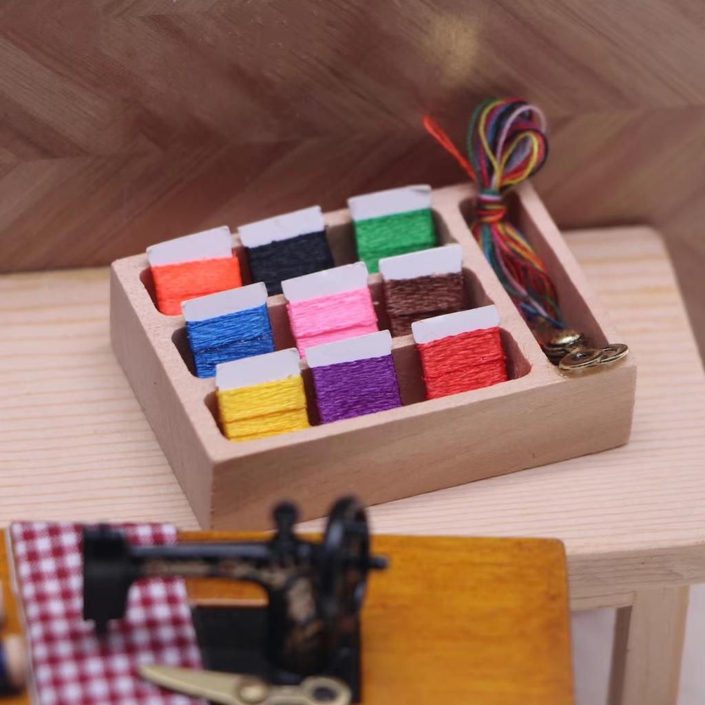 1Set Dollhouse Sewing Needlework Needle Kit Box 1:12 Dollhouse Miniature Tabletop Sewing Box Kit Scene Props Ornaments