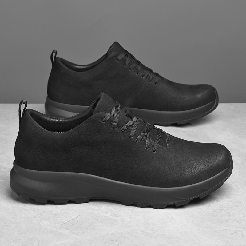 Fashion New Outdoor Men Sneakers Handmade Leather Casual Shoes Fashion Design Man Sports Shoes Soft Genuine Leather Men Treking Trainers