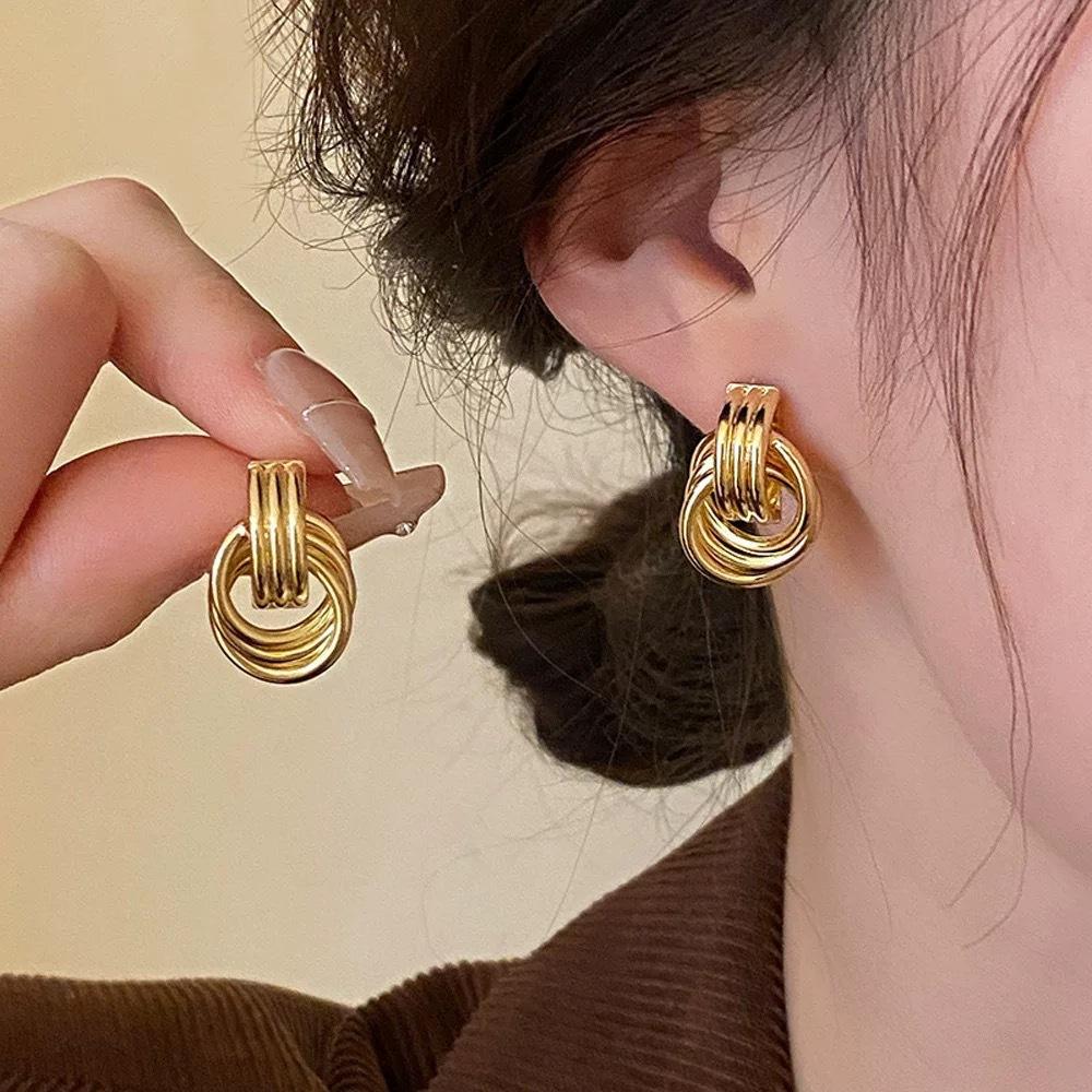 S Silver Needle Design Sense Multi-layer Metal Ring Stud Earrings Femininity New Light Luxury Versatile Earrings Hong Kong Style Earrings