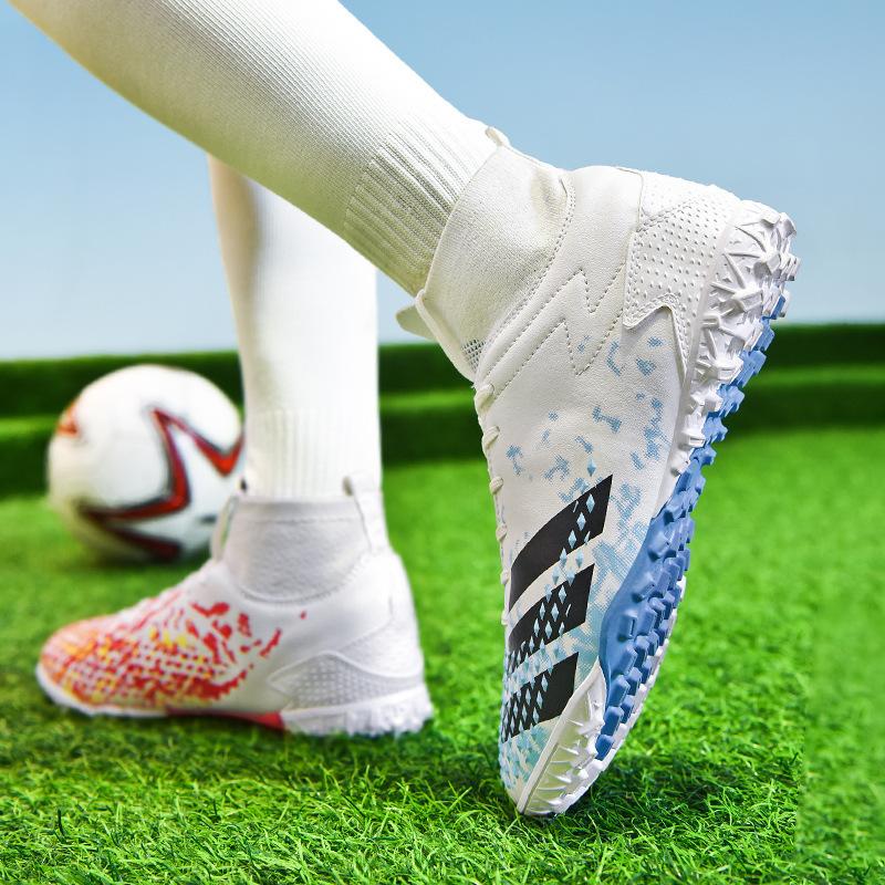 

Football Shoes High Top Nails Leather Feet Artificial Turf Shredded Nails Men and Women Children Youth Students Sports Training Shoes 46