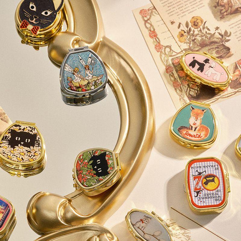 Andrea Garland Hidden Flower Meow in Holly Lip Balm 6ml