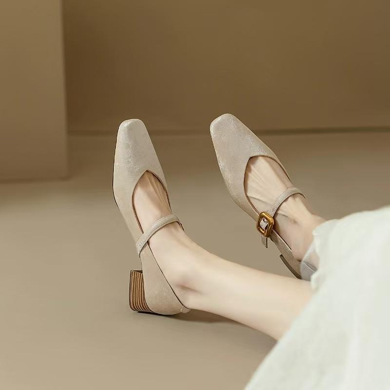 Fashion 2025 New Casual and Comfortable Spring Autumn Women Pumps Leather Shoes for Women Chunky Low Heel Shoes Concise Mary Jane Shoes