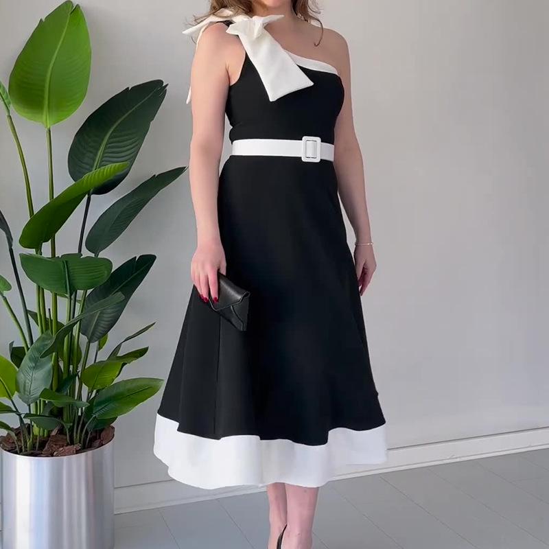2024 Sommer Mode Color Block Langes Kleid mit 3D Schleife und Asymmetrischem Kragen für Damen