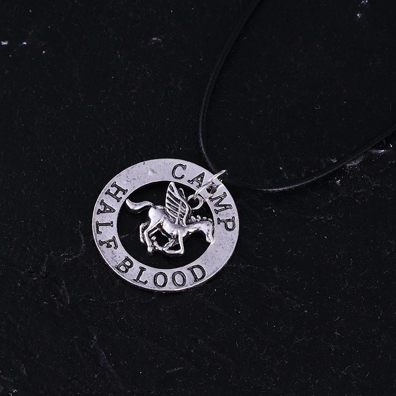 Blood Flying Horse Pendants Necklaces for Men Women Percy Jackson CAMP HALF Necklace Fashion Charm Jewelry Accessories Gifts