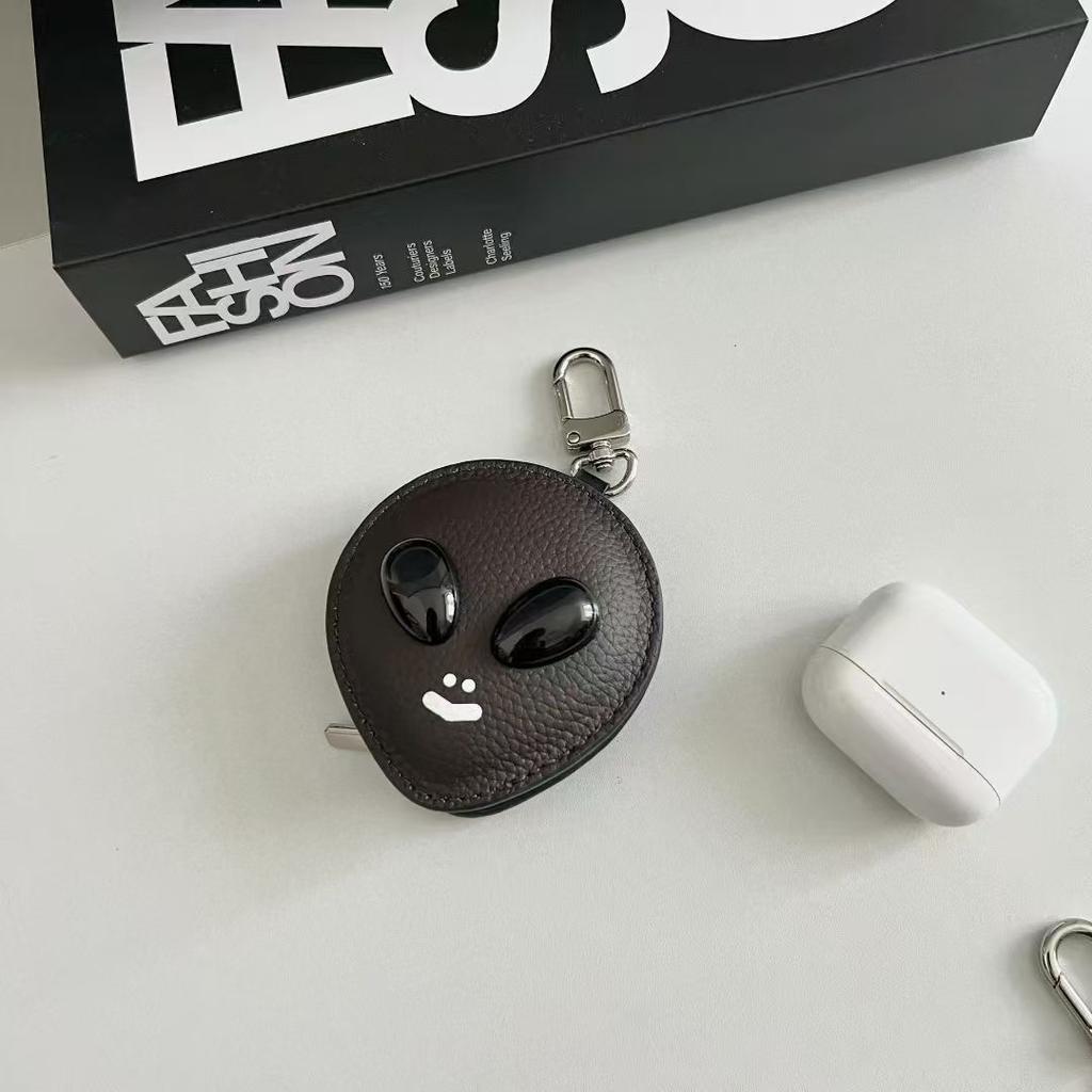 Alien Head Top Layer Cowhide Leather Bag Charm Earphone Key Storage Pouch Fashionable Accessory for Organizing Small Items