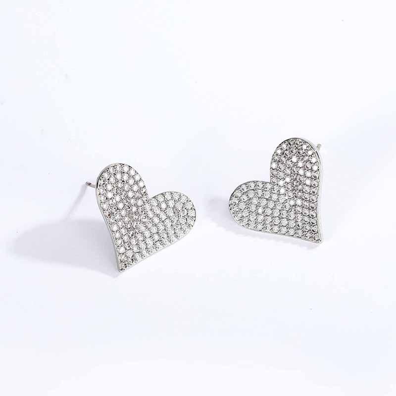 Micro Inlaid Sweet Heart Earrings Are Fashionable, Elegant, Hypoallergenic, Niche Design, Trendy Earrings
