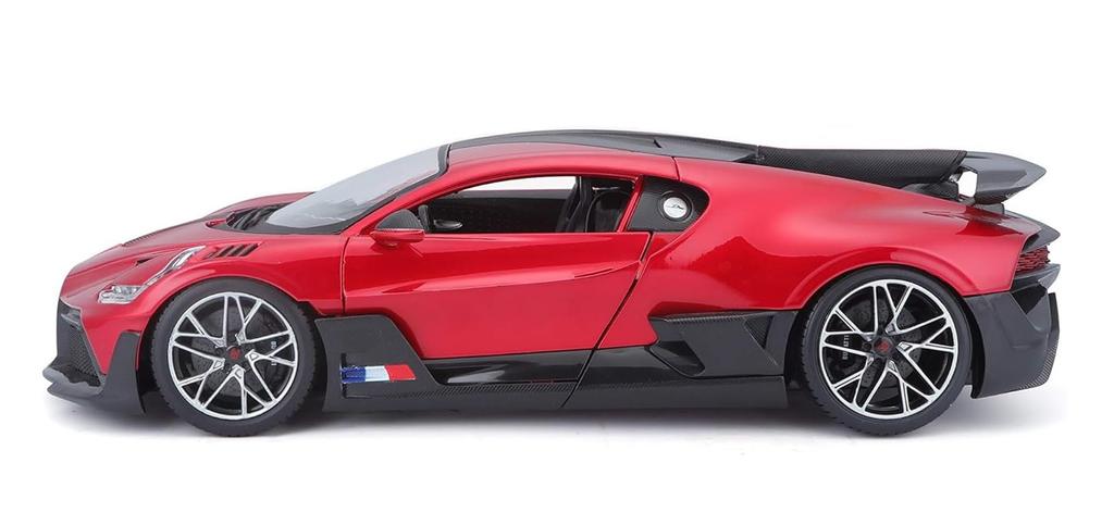 Maisto Bugatti Divo 1/18 Scale Special Edition Model with Display Base, Opening Doors and Hood, and Working Suspension (Red)