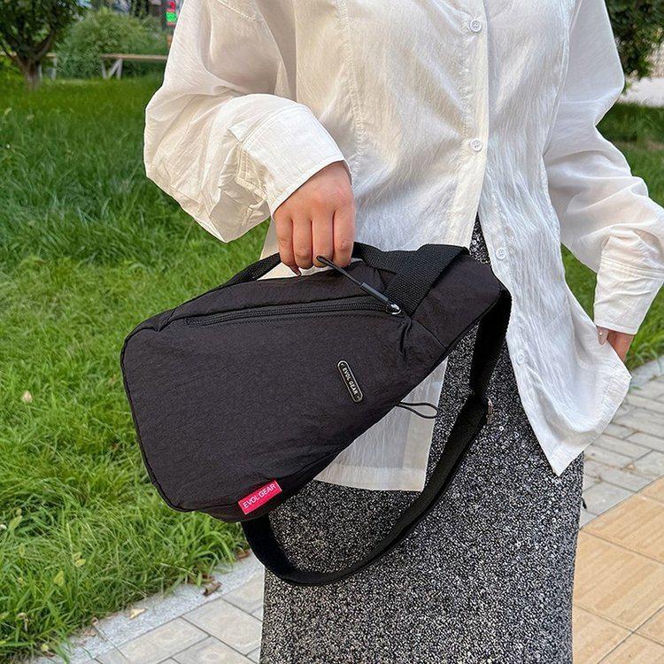 2024 Summer Women's Japanese-Style Nylon Crossbody Bag: Versatile, Fashionable, and Casual for Travel