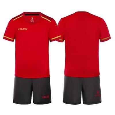 Kelme Junior Fußball Trainingsset, Kurzarm und Shorts, Schnelltrocknend und Atmungsaktiv, Rot, Größe 120