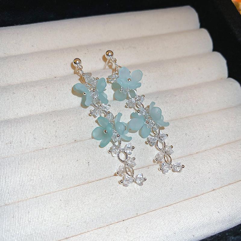 Korean small fresh flower tassel artificial crystal stud earrings female sweet girl heart earrings niche literary earrings
