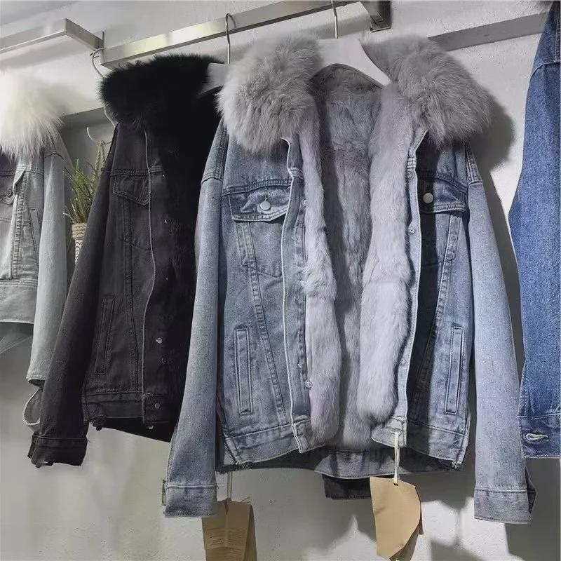 Women's Oversized Denim Jacket with Large Fur Collar, Thick Cotton, Plus Velvet, Autumn/Winter 2025, Korean Style.
