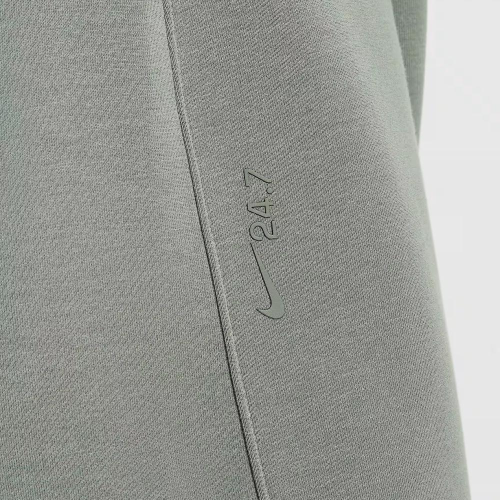 Nike Men's HQ6949-084 Sportswear 24/7 Impossibly Soft Crew Sweatshirt