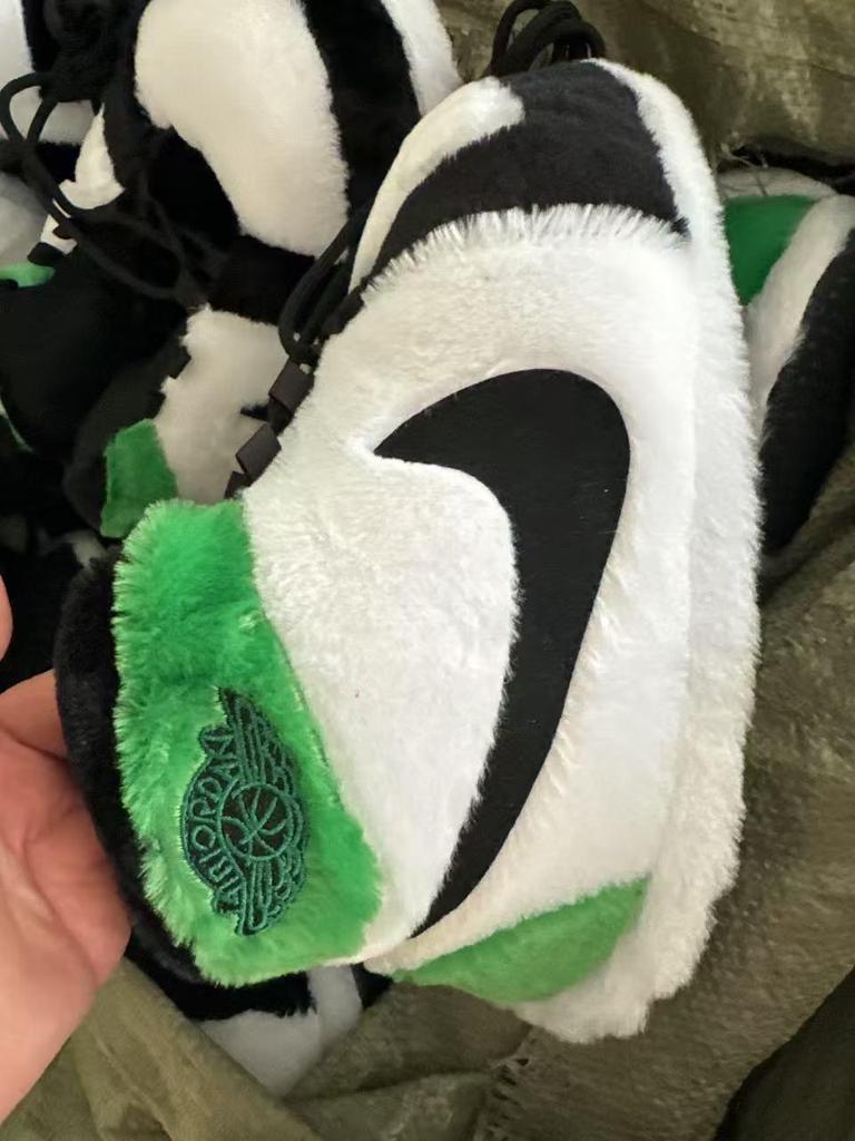 Unisex Plüschfell Winter Hausschuhe mit lustigem Kokosnuss-Design