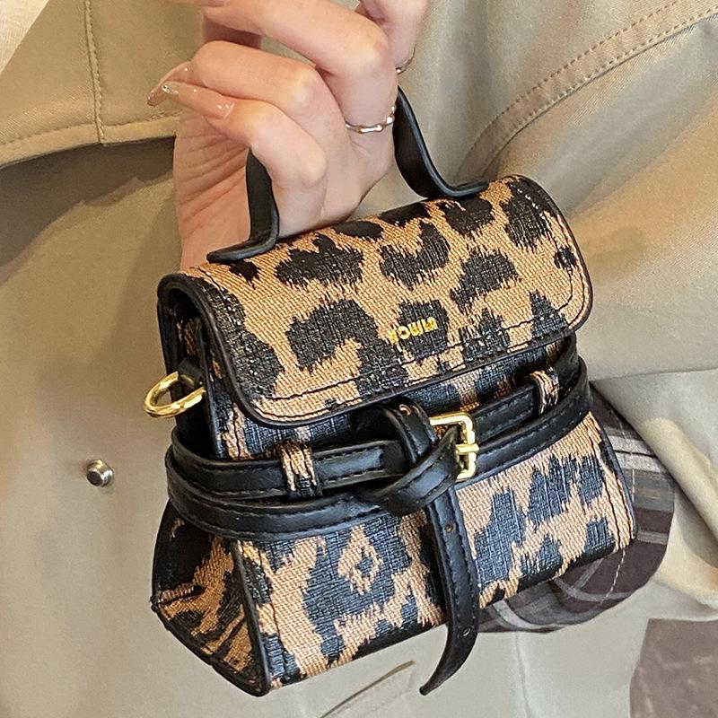 Fashionable Handbag, Fashionable Commuting Single-shoulder Bag, Casual High Appearance Level Crossbody Bag